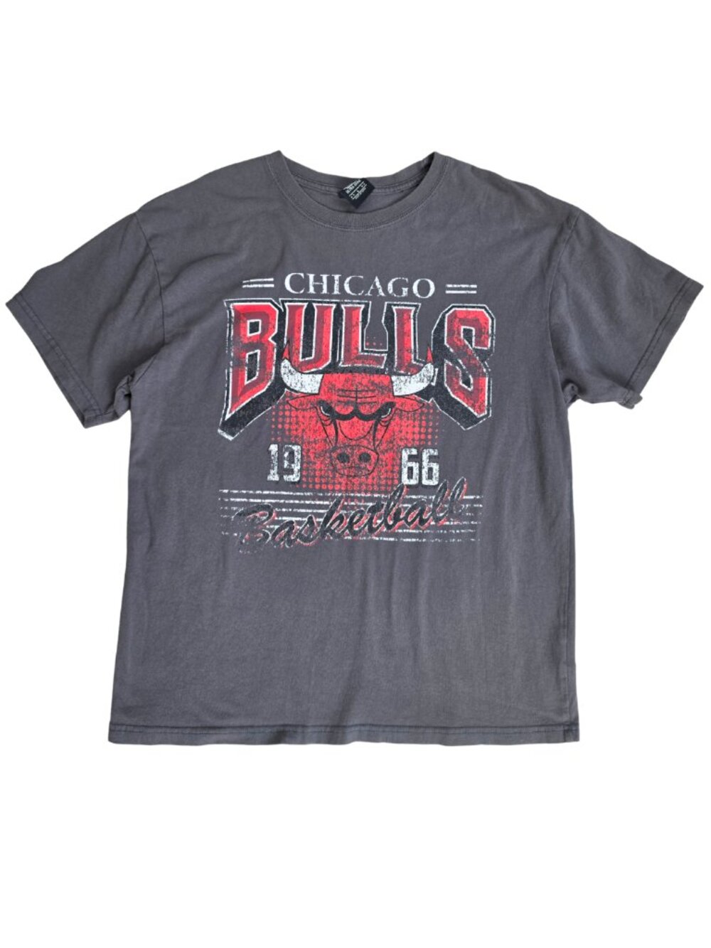 Ultra Game NBA Chicago Bulls Vintage Wash Graphic T-Shirt Unisex Large